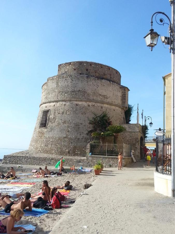 Tipica Casa Ligure In Pietra - Garlenda Centro - Typical Ligurian Stone House Villa ภายนอก รูปภาพ