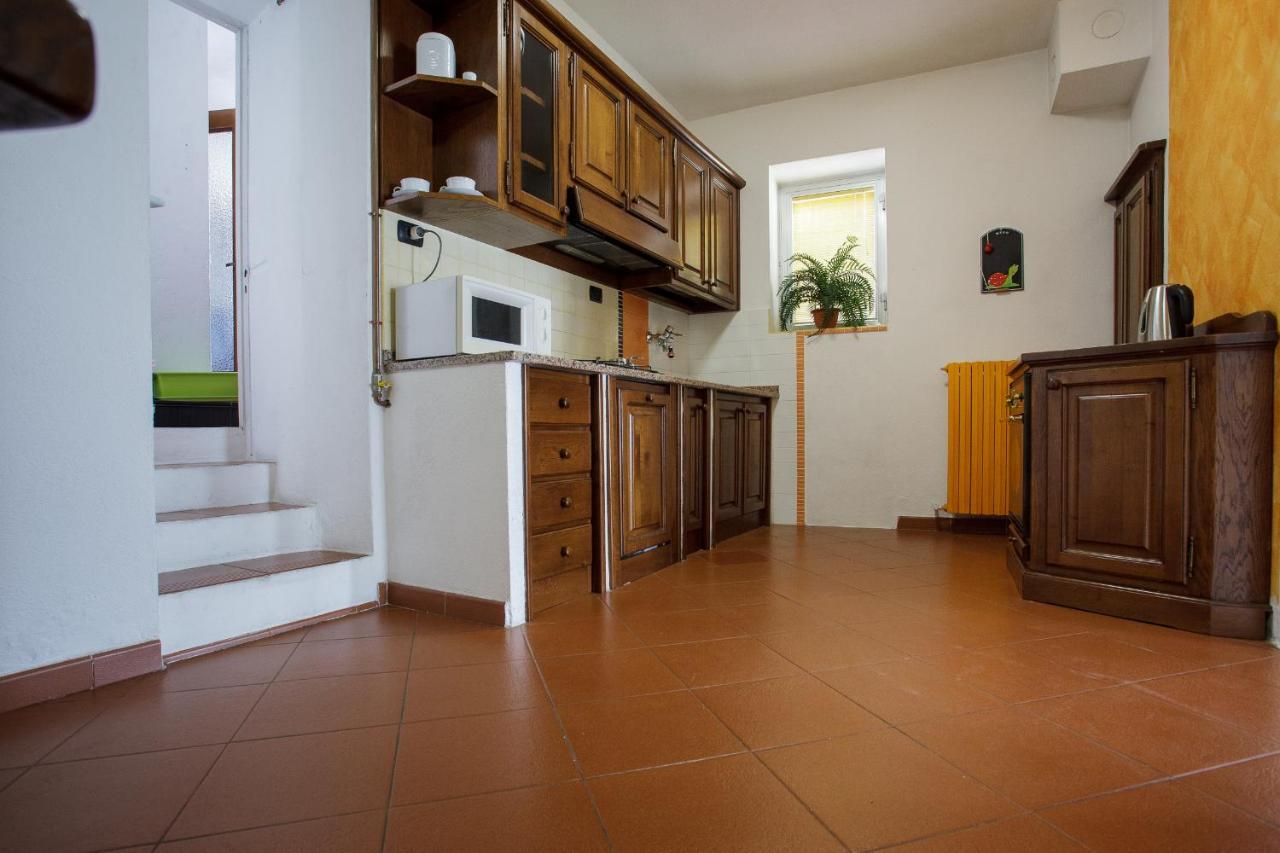 Tipica Casa Ligure In Pietra - Garlenda Centro - Typical Ligurian Stone House Villa ภายนอก รูปภาพ